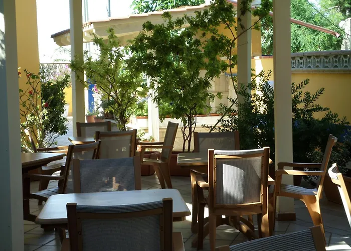 Villaggio Dei Pini 酒店 3*