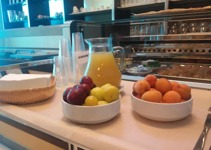 酒店 Villaggio Dei Pini 3*